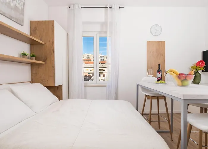 Bristol Apartament